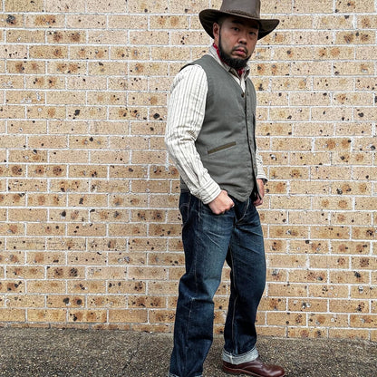 Heavyweight western striped corduroy shirt
