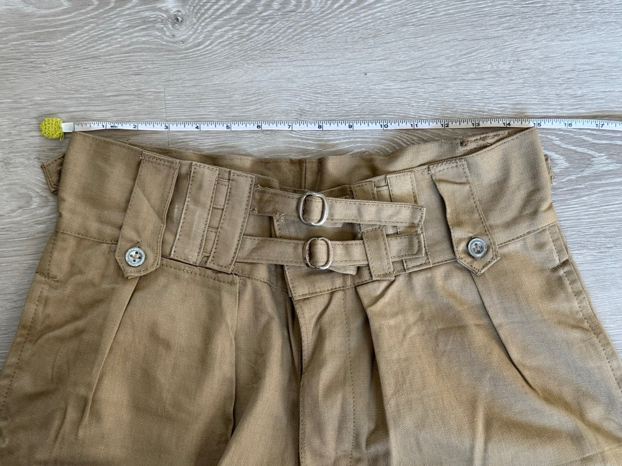 Vintage 50s Australian Army Short Pant, Gurkha Pant - Khaki - 001 W31-33