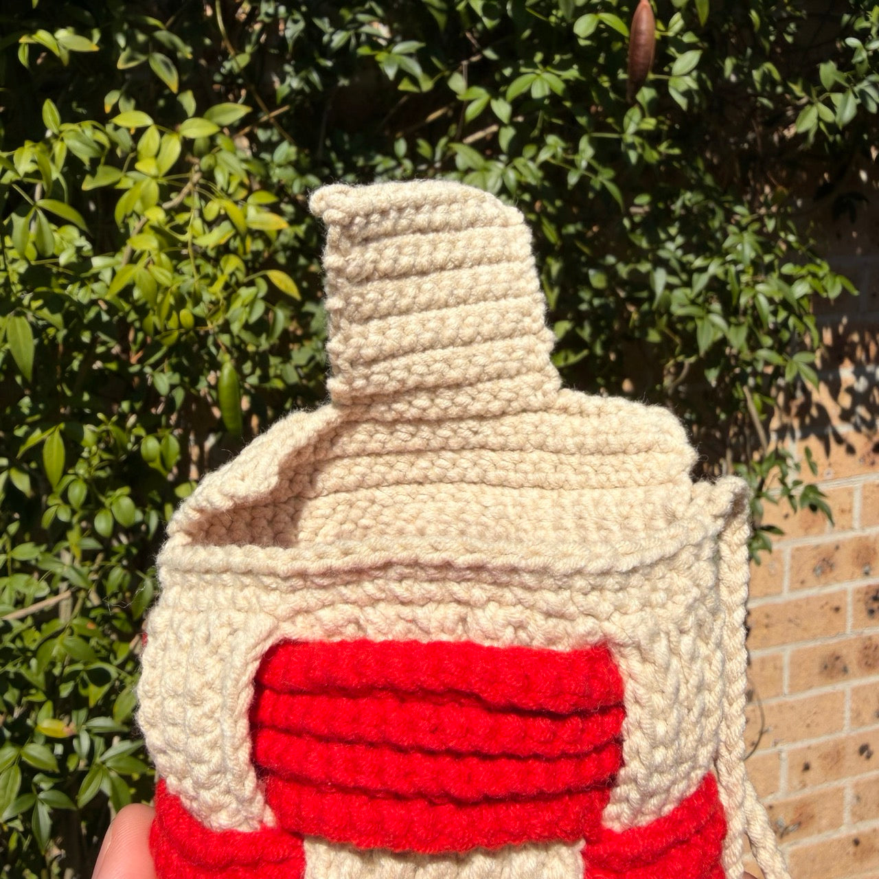 Woven Charm Crochet Wristlet Bag — Red and Cream Basket Weave Mini Purse