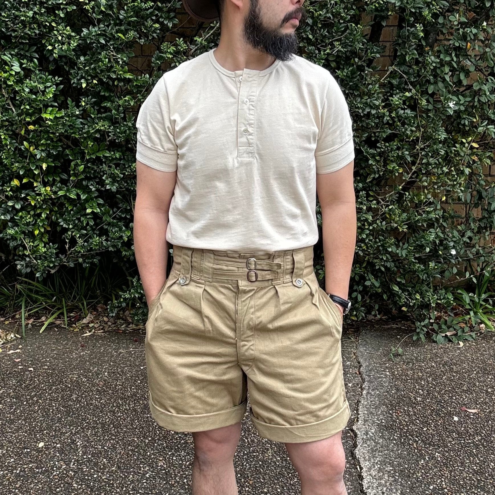Vintage 50s Australian Army Short Pant, Gurkha Pant - Khaki - 001 W31-33